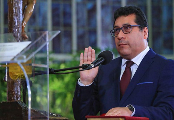 WEB Felipe Meza Millán asume como ministro de Desarrollo Agrario y Riego