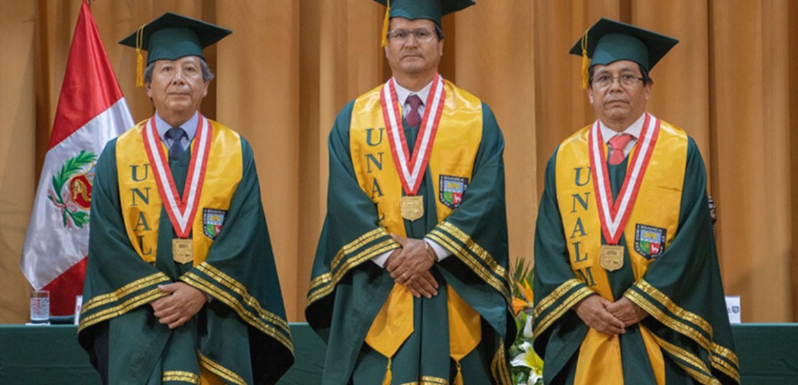 web Rector y vicerrectores de la UNALM juramentaron en ceremonia de investidura