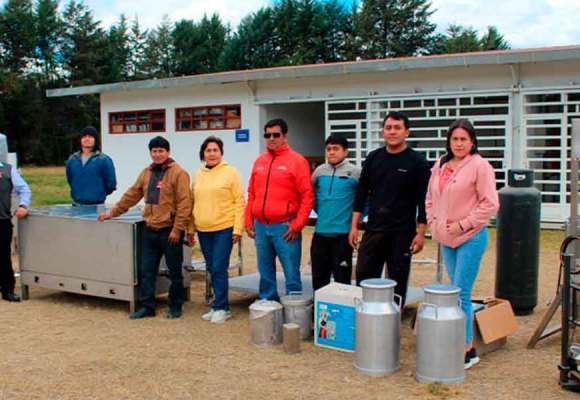 Cajamarca: Potencian la transformación de la leche en Llacanora